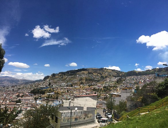 Quito PRIVATE Arrival Transfer From Airport to Hotels