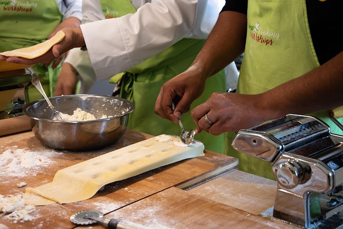 Ravioli, Fettucine & Tiramisu Cooking Class in Rome - Good To Know