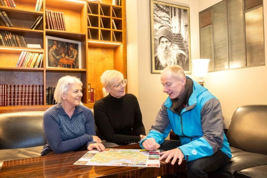 Reykjavik Meet & Greet - Service Overview