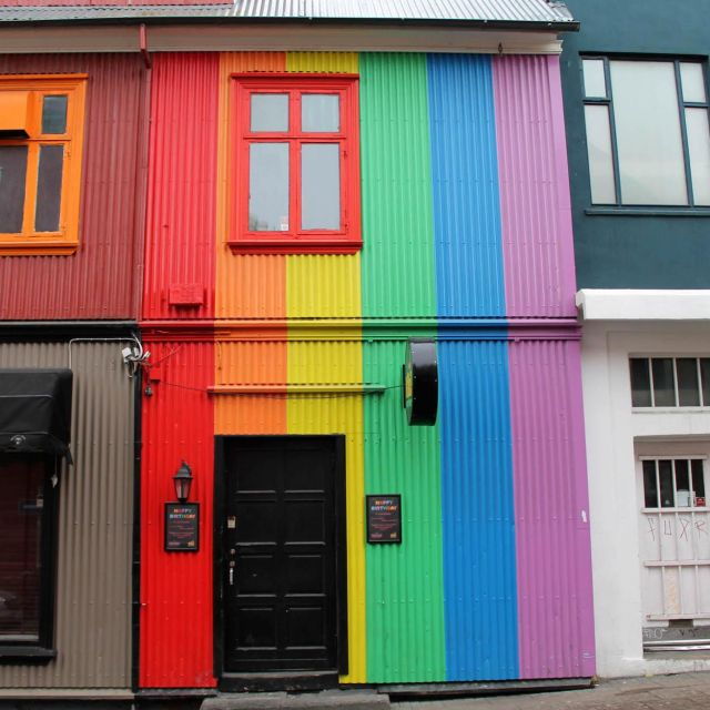 Reykjavík: Private LGBTQ Walking Tour With a Local Guide