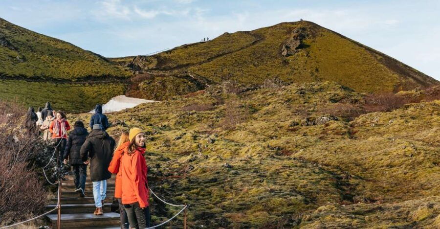 Reykjavik: Silver Circle, Canyon Baths, and Waterfalls Tour - Good To Know