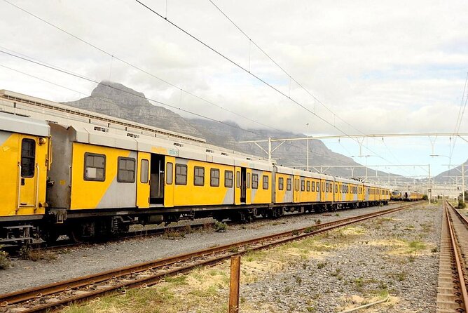 Ride Public Transport (Trains & Buses) With a Spatial Planning Activist - Benefits of Riding Public Transport