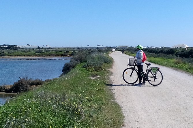 Riding Between History and Nature - Good To Know