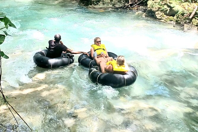 River Tubing and Blue Hole Tour From Ocho Rios