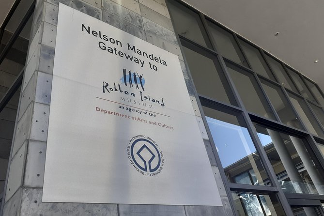 Robben Island and Table Mountain Tour - Good To Know