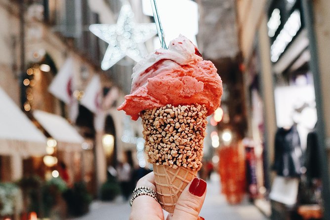 ROME as a COUPLE: Treasure Hunt Delivery for Discovering the City With Fun - Good To Know