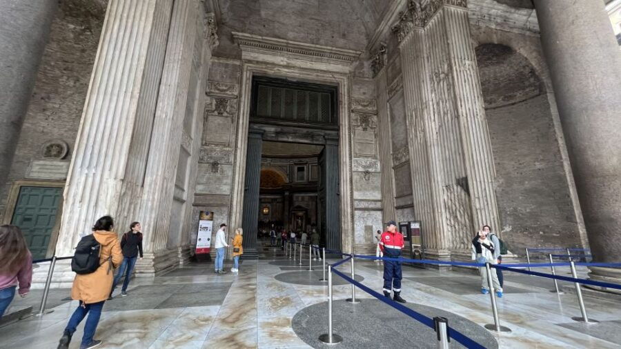 Rome: Pantheon Museum Guided Tour With Skip-The-Line Ticket - Good To Know