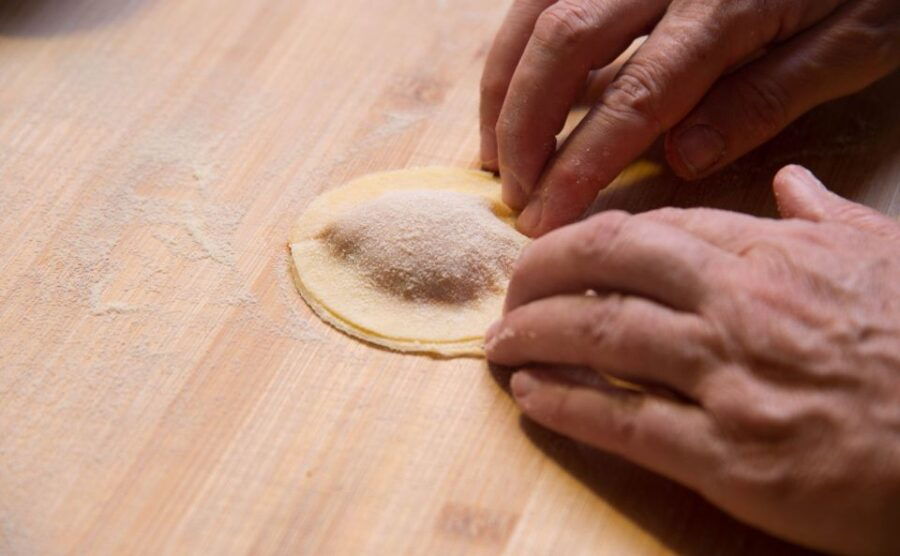 Rome: Pasta and Tiramisu Shared Cooking Class With Wine - Good To Know