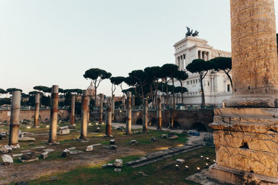 Rome: Private Tour With Locals – Highlights & Hidden Gems - Good To Know