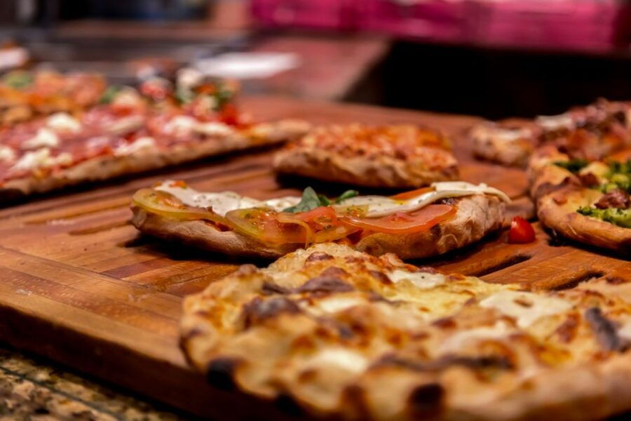 Rome: Street Food Tour With Pizza, Tiramisu, and Coffee - Good To Know