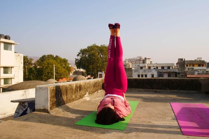 Roof Top Yoga Class in Jaipur With Transportation Facility