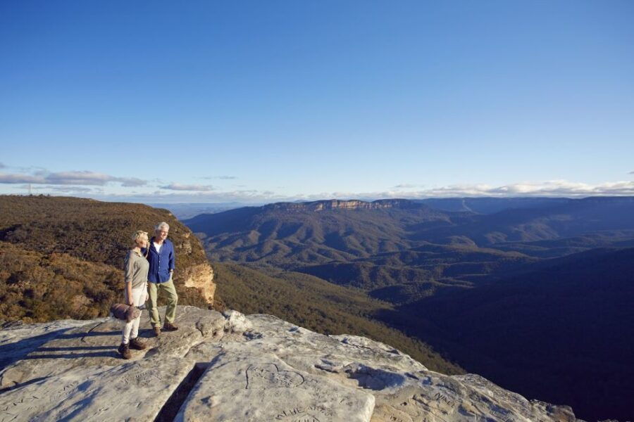 Roos, Blues & Views