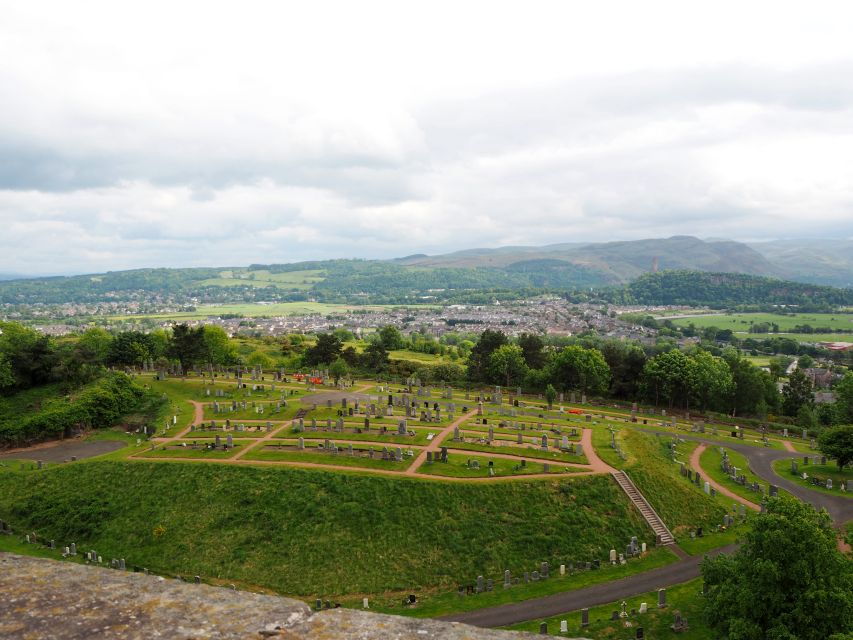 Rosslyn Chapel, Stirling Castle & Dunfermline Abbey Tour