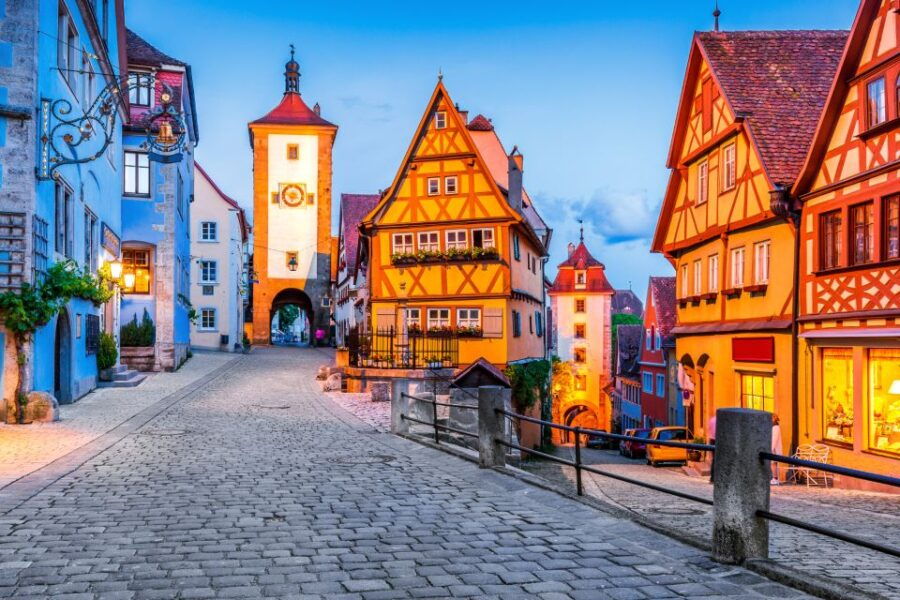 Rothenburg: First Discovery Walk and Reading Walking Tour - Good To Know