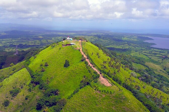 Round Mountain and Esmeralda Beach Tour From Punta Cana