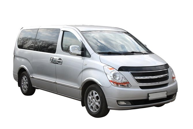 Round Trip Transfer in Private Minivan From-To Dulles Airport in Washington