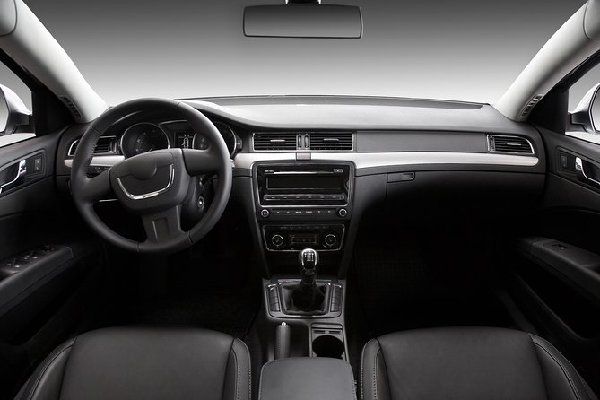 Round Trip Transfer in Private Vehicle From Boston Downtown-To the Airport (Bos)