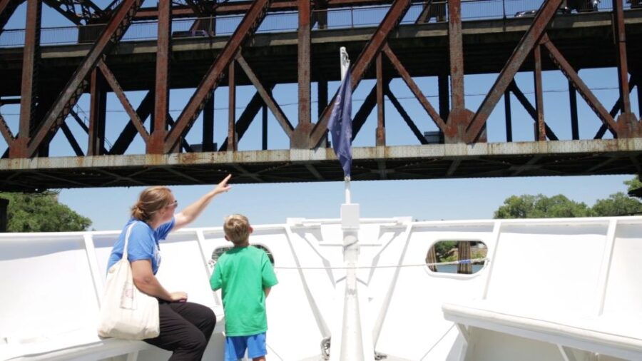 Sacramento: Sights and Sips Cruise - Experience Highlights