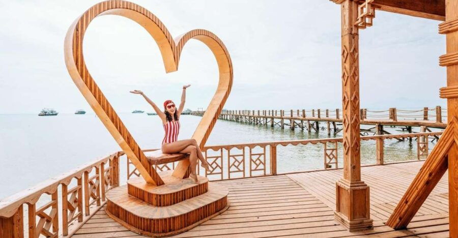 Sahl Hasheesh: Orange Island Trip With Snorkel & Parasailing - Good To Know