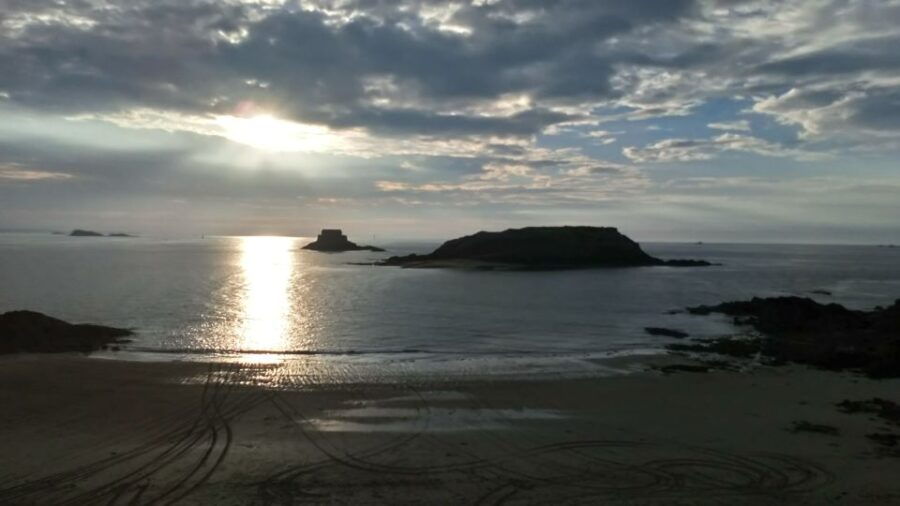 Saint-Malo: Dinan, Fort La Latte, & Cap Fréhel Private Tour