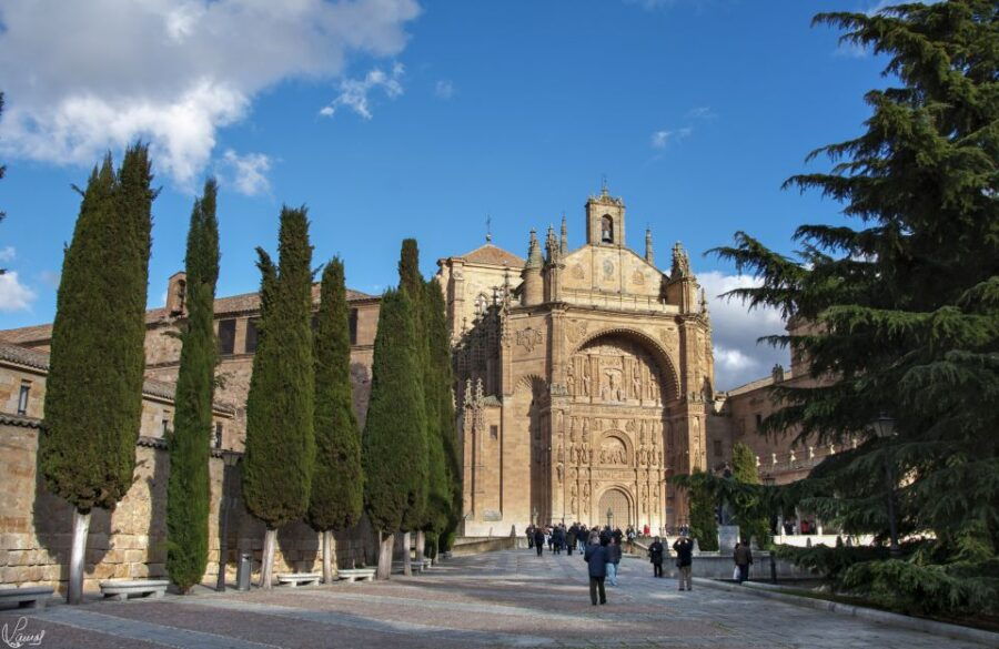 Salamanca: Fairytale Tour for Families and Children