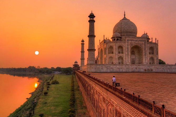 Sameday Private Taj Mahal,Agra Fort and Fatehpursikri Tour From Delhi With Lunch - Good To Know