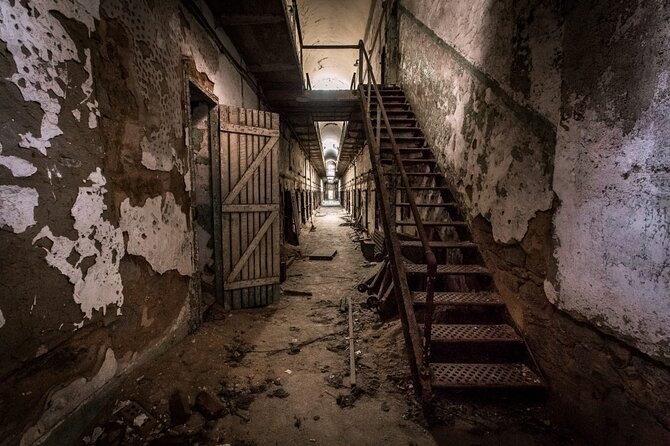 San Francisco Private or Small-Group Ghost-Hunting Tour (Mar )