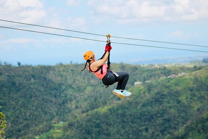 San Juan to Toro Verde Zipline Adventure With Transportation