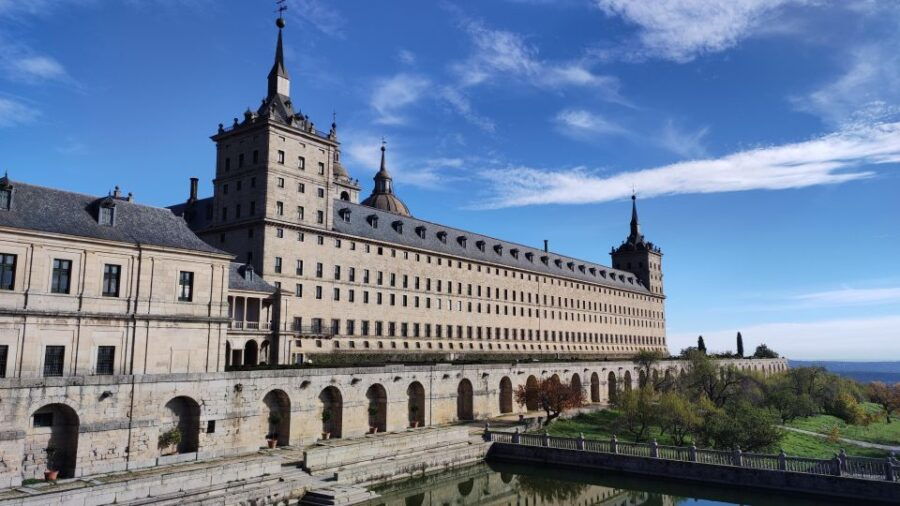 San Lorenzo De El Escorial Monastery: Private Tour