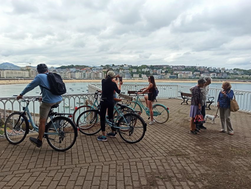 San Sebastián: Discover San Sebastian on a Bike
