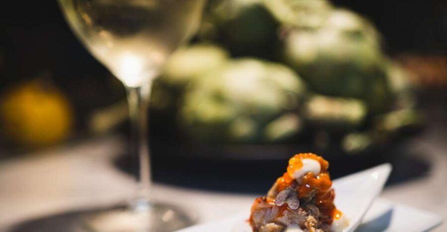San Sebastian: Guided Group Tour With Tapas and Drinks