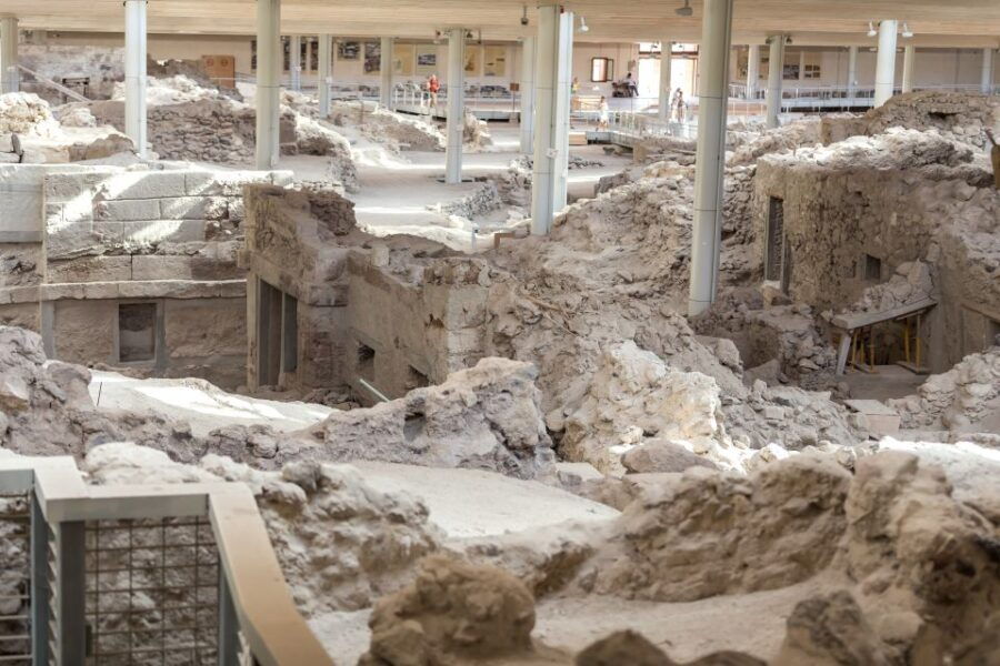 Santorini: Akrotiri Prehistoric City Guided Walking Tour