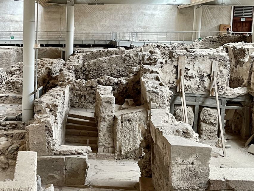 Santorini: Akrotiri Prehistoric City Private Guided Tour - Good To Know