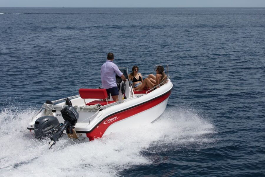 Santorini: Boat Rental With Ice and Snacks - Good To Know