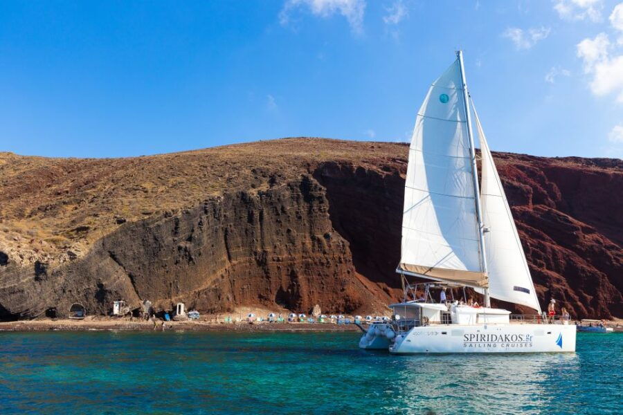 Santorini: Catamaran Cruise With Meals and Drinks