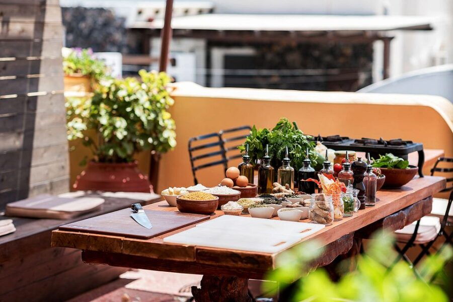 Santorini Cooking Class With Wine Tasting & Lunch - Good To Know