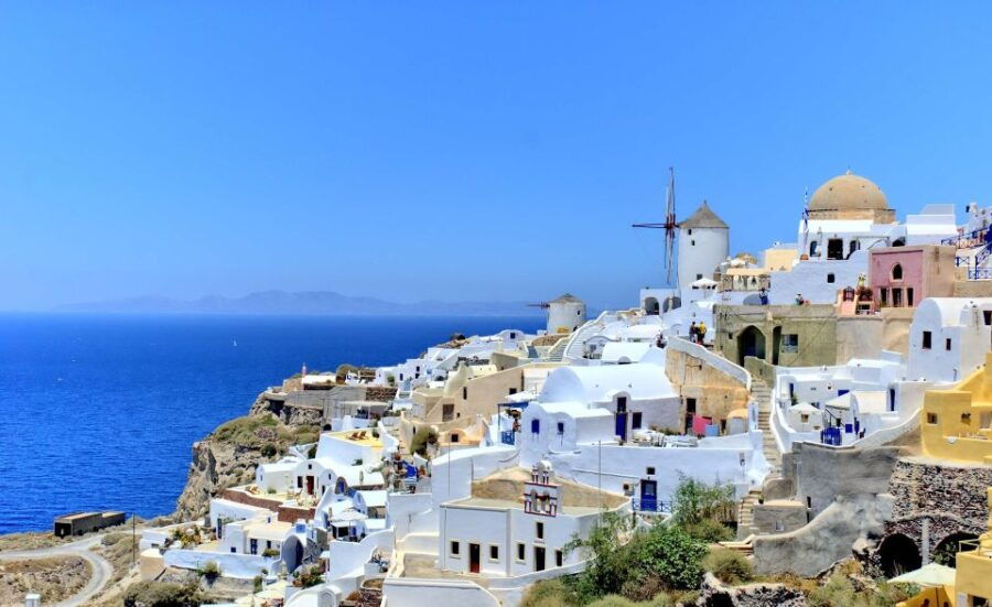 Santorini Highlights & Wine Tasting Private Tour - Good To Know