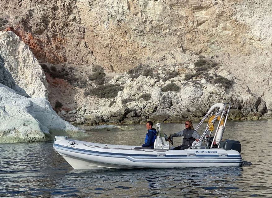 Santorini: License Required - With Skipper - Highlights and Experiences