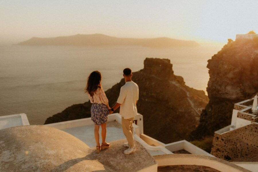 Santorini Photo Shoot and Tour at Unique Spots With a Local - Good To Know