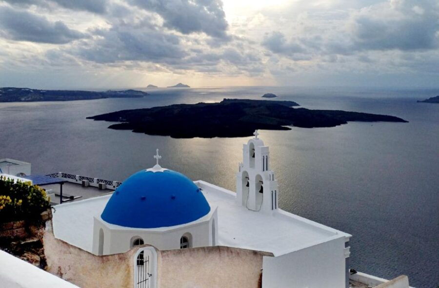 Santorini: Sightseeing Tour (3 Hours) - Good To Know