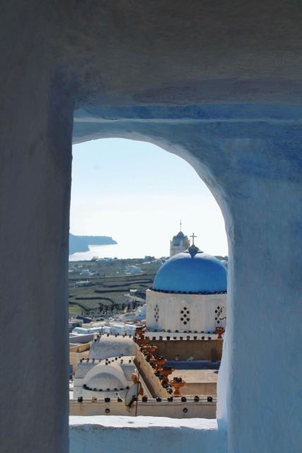 Santorini’s Story: Insta and TikTok Experiences