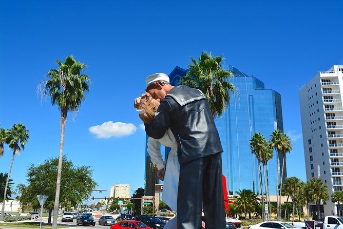 Sarasota Scavenger Hunt: Sarasota Spectacles