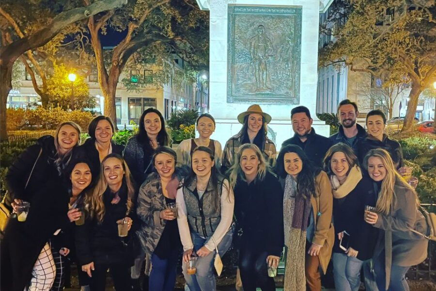 Savannah: Historical Pub Crawl Tour With Drinks Included