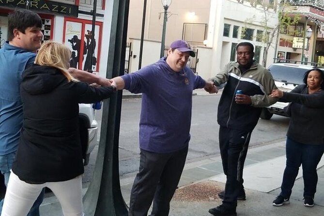 Scavenger Hunt Adventure in New York by Zombie Scavengers - Good To Know