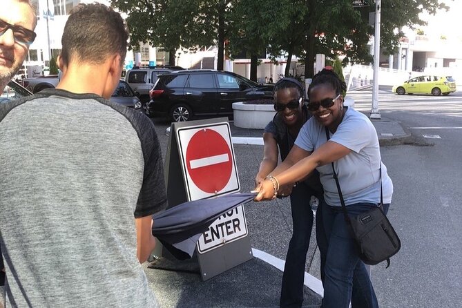 Scavenger Hunt Adventure in Vancouver by Operation City Quest - Good To Know