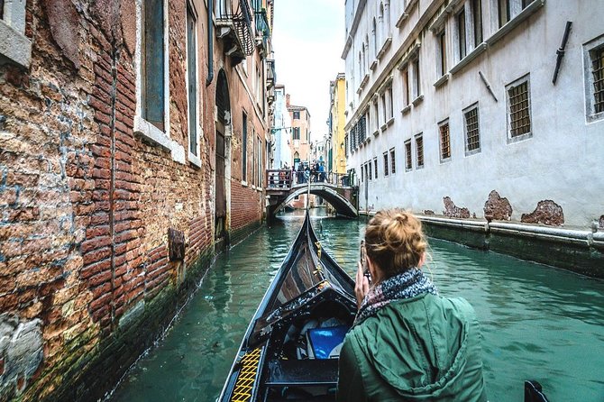 Secret Venice Walking Tour and Gondola Ride/ T5-T4/T4-T8 - Good To Know