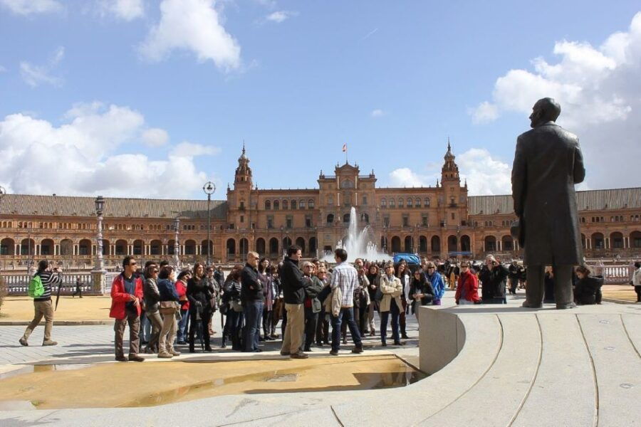Secrets of Maria Luisa Park and Plaza De Espana - Good To Know