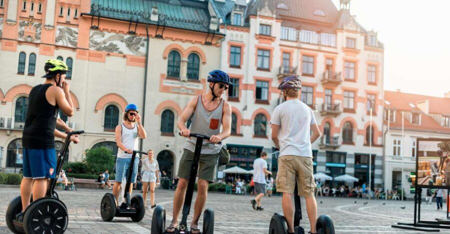 Segway Tour Gdansk: Full Tour (Old Town Shipyard) 2,5-Hour