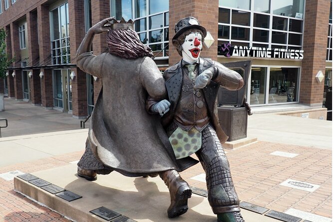 Self Guided Trolling for Treasures in Fremont Solo Walking Tours