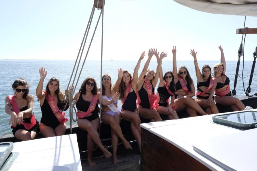 Sesimbra: Cliffs, Bays & Beaches Aboard a Traditional Boat - Good To Know